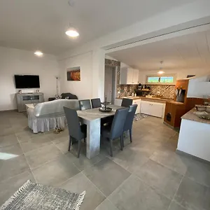 Priscilla Holiday home